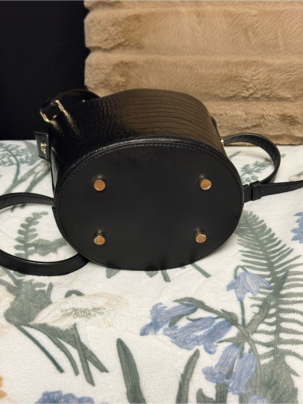 SFW Suitable For Work Black Croc-Embossed Bucket Bag - Picture 3 of 7